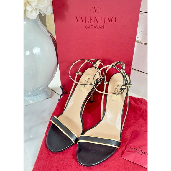 Valentino Garavani Black Leather Strappy Stiletto Sandals - Picture 2 of 8